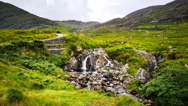 At the road to Healy Pass