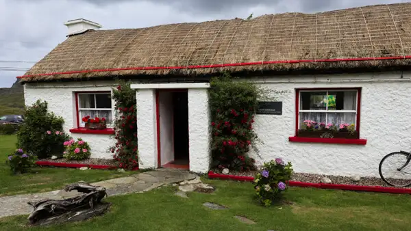 Old cottage at Glencolumbcille Folk Village