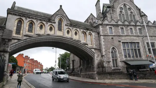 Bridge from Christ Church Cathedral to Dublinia