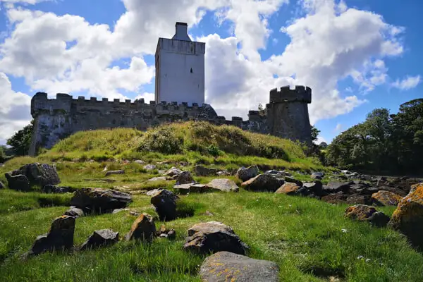 Doe Castle