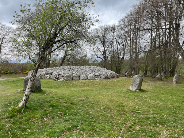 Simply a beautiful place (Clava Cairns)