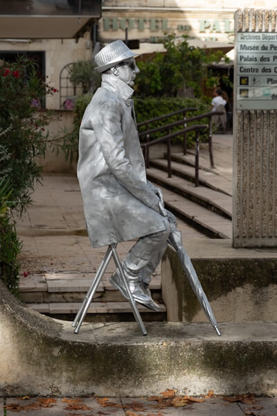 Street artist in Avignon