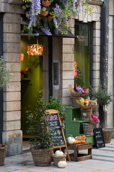 Details at a flower shop (Besancon)