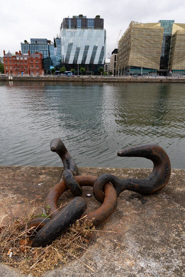 Old versus new in the docklands