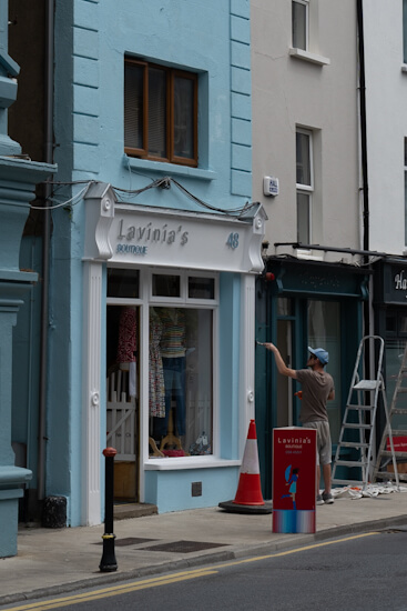Work on a shop