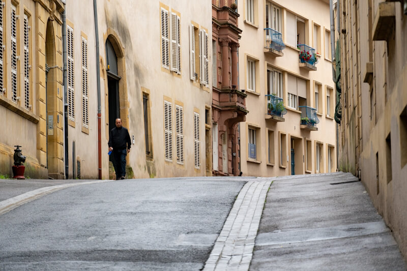 Lane uphill